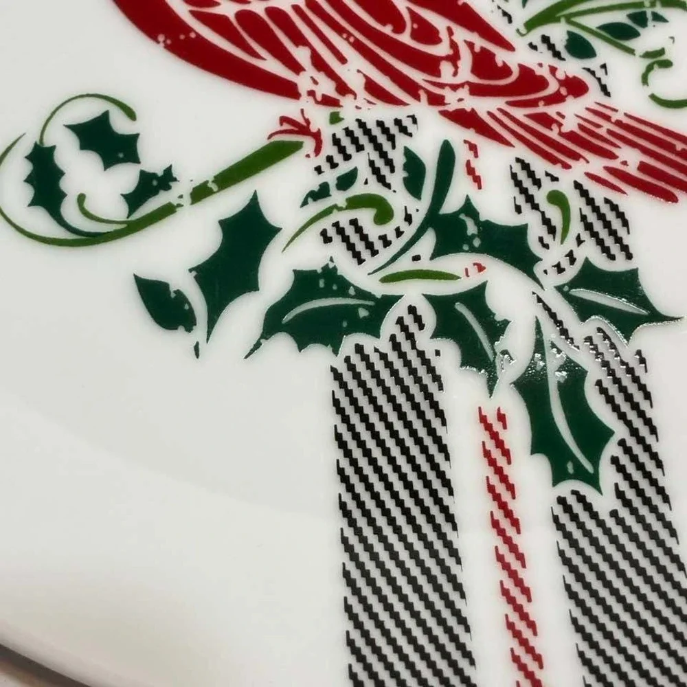 Better Homes & Gardens Noel Cardinal Appetizer Plate Plaid Christmas 8.5